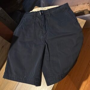 Men’s navy blue Ralph Lauren flat front shorts size 32 waist 10” inseam